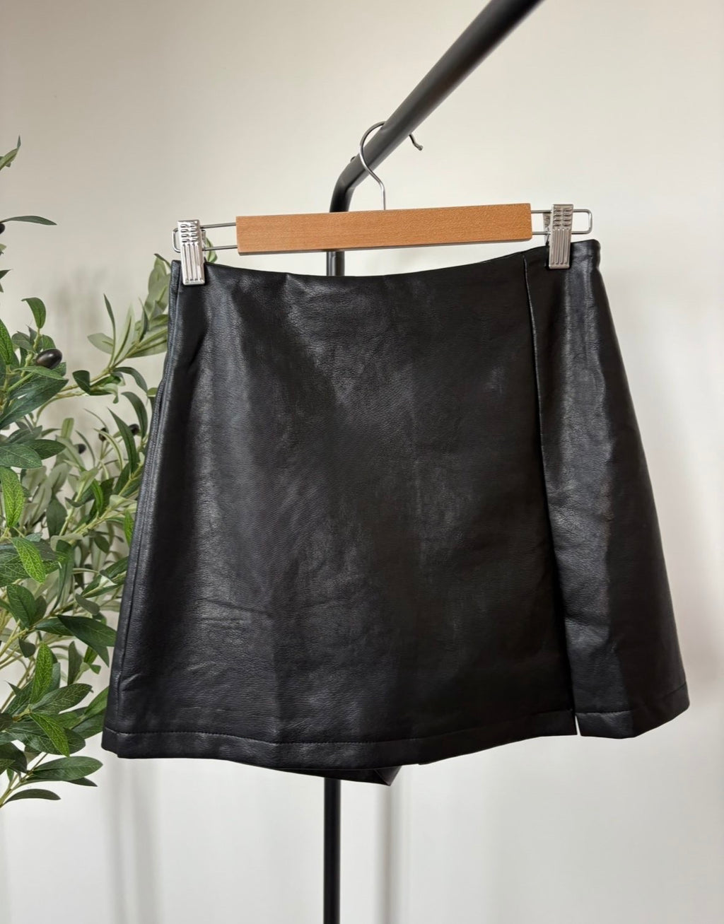 Faux leather skort - Black