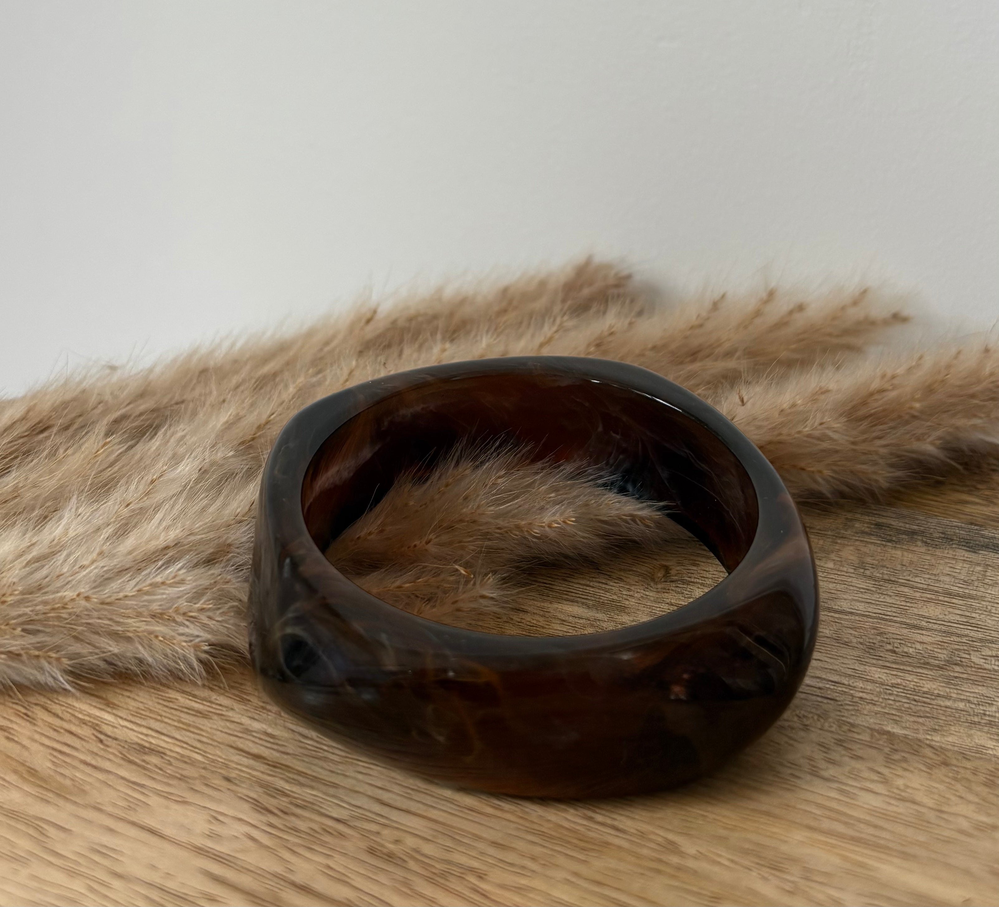 Bracelet jonc en résine marron