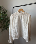 Blouse avec broderies - Crème