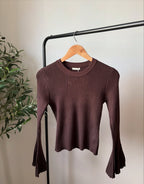 Ribbed knit top with flared sleeves - Chocolate